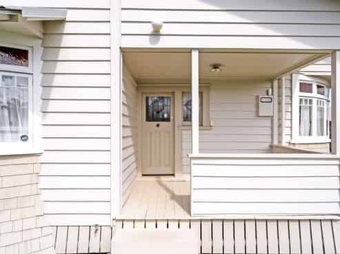 14 Donald Street, Regent