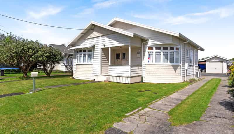 14 Donald Street, Regent