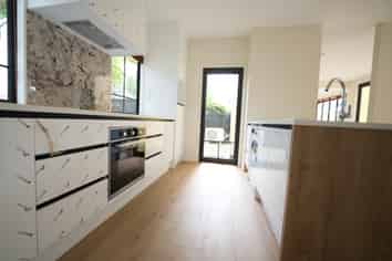 158 Guys Road, Huntington Park