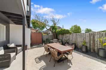 3/129 Clarence Street, Riccarton