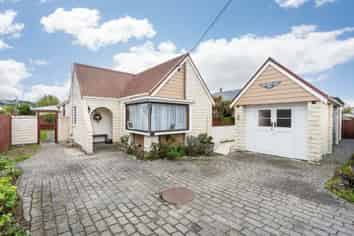 50B Hargest Crescent, Saint Kilda