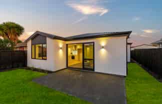 1/10 Farquhars Road, Redwood