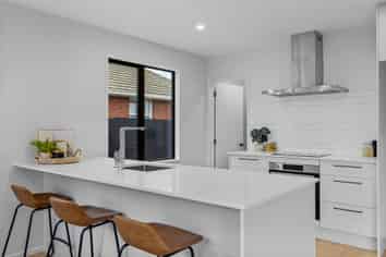 1/10 Farquhars Road, Redwood
