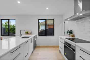 1/10 Farquhars Road, Redwood