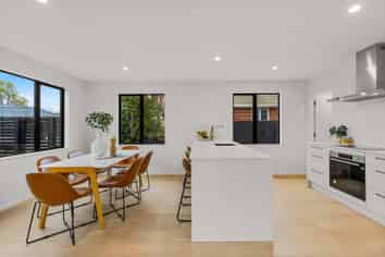 1/10 Farquhars Road, Redwood