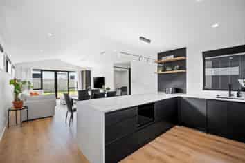 5 Burkett Street, Marshland