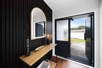 64 Orams Road, Hillpark