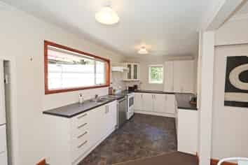 163 Marama Avenue North, Otatara