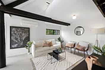 35 Pluto Place, Beach Haven