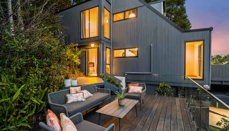 35 Pluto Place, Beach Haven