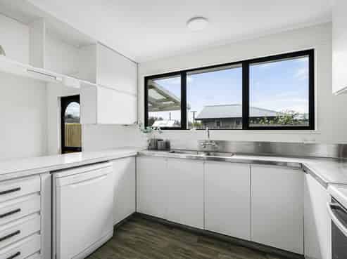 2A Barclay Place, Burwood