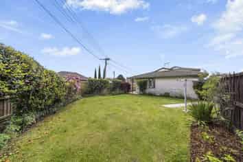 2B Barclay Place, Burwood