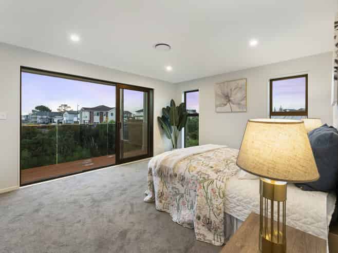 17 Seagreen Avenue, Rosehill