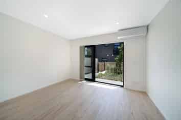 148 Mcleod Road, Te Atatu South