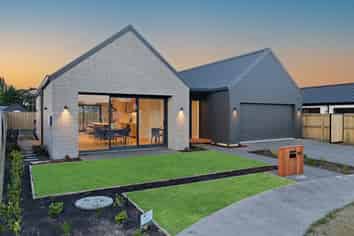 10 Friedeburg Place, Marshland