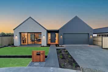 10 Friedeburg Place, Marshland