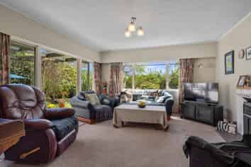 8a Lemari Avenue, Stoke