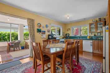 8a Lemari Avenue, Stoke