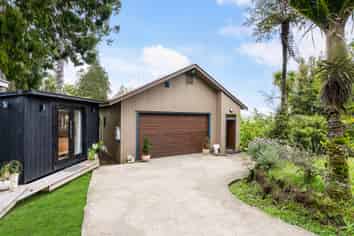 152 Caton Road, Waitakere