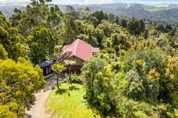 152 Caton Road, Waitakere