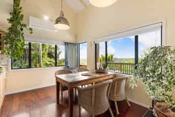 152 Caton Road, Waitakere