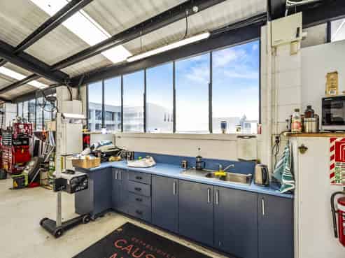 Prime location in Takapuna - $62,500 per annuum