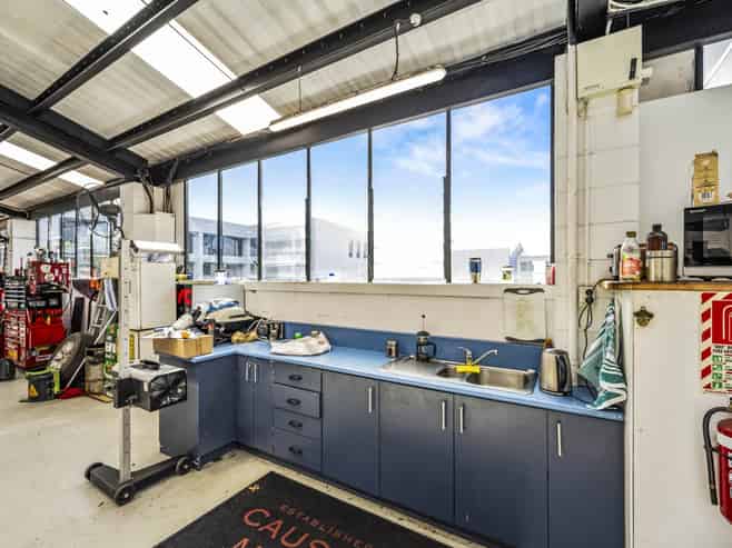 Prime location in Takapuna - $62,500 per annuum