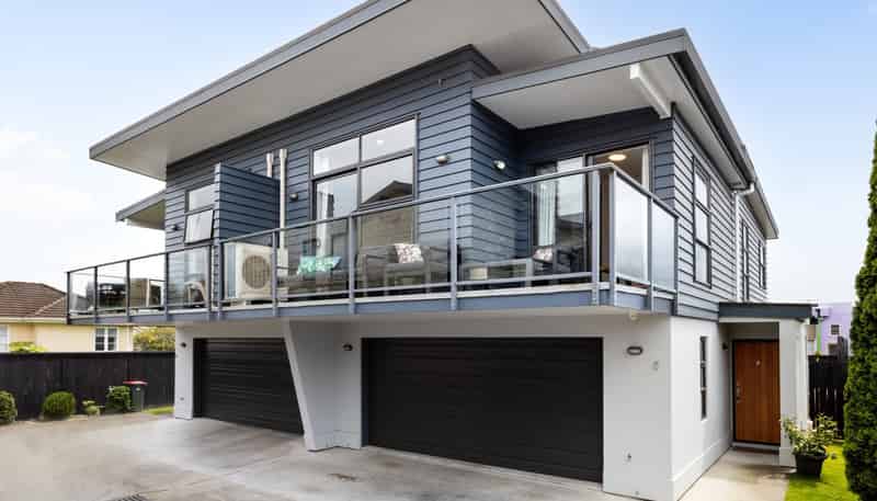 4/17 Cook Street, Hamilton East