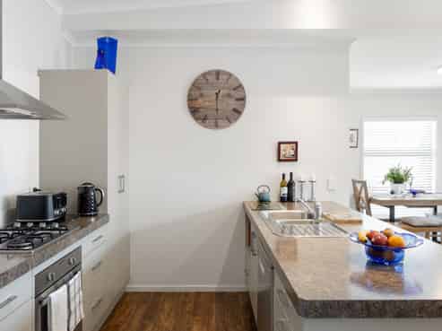 4/17 Cook Street, Hamilton East