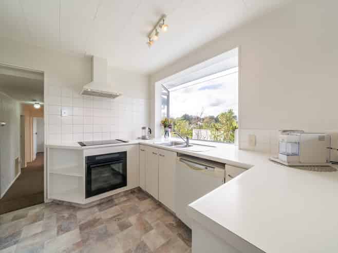 20 Redvers Drive, Belmont