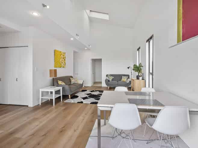 2F/5 Furneaux Way, Remuera