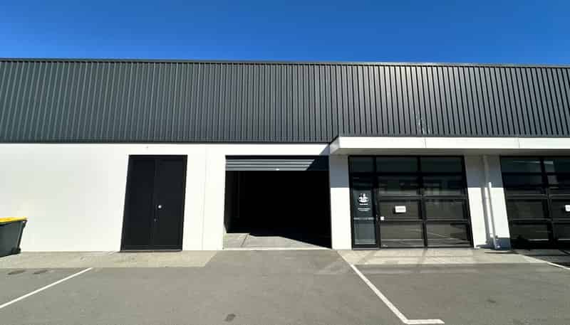 2/1013 Ferry Road, Ferrymead