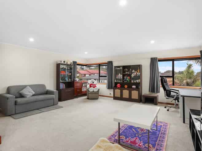 23 Vintage Drive, Henderson