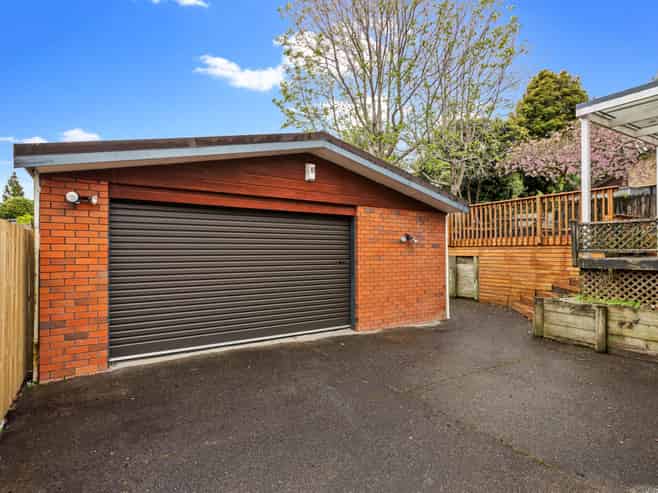 23 Vintage Drive, Henderson