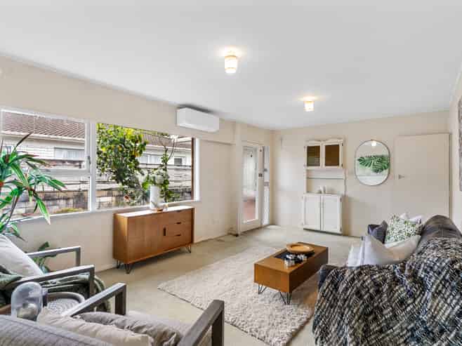 2/12 Keldale Place, Forrest Hill