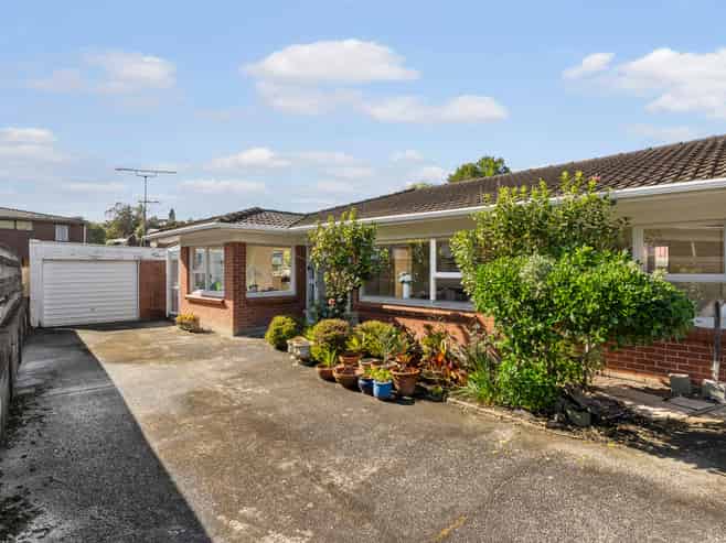 2/12 Keldale Place, Forrest Hill