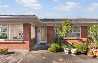 2/12 Keldale Place, Forrest Hill