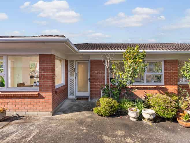 2/12 Keldale Place, Forrest Hill