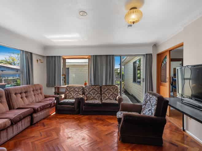 16 Buchanans Road, Sockburn