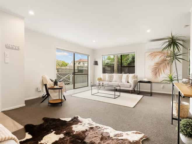 57 Riverside Drive, Waiuku