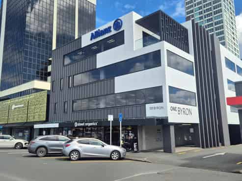 PREMIUM & AFFORDABLE TAKAPUNA OFFICE – MUST SEE!

