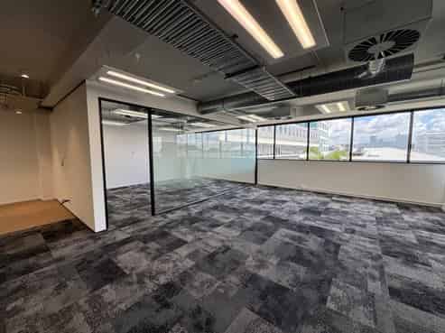 PREMIUM & AFFORDABLE TAKAPUNA OFFICE – MUST SEE!
