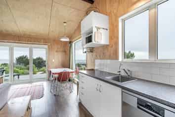 46 Moana Street, Riverton