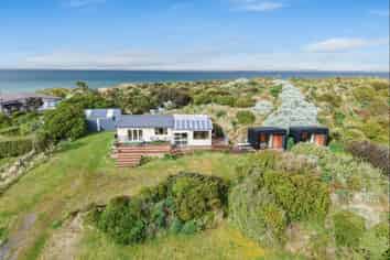 46 Moana Street, Riverton