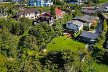26 Asbury Crescent, Campbells Bay