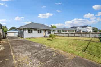 32 Piako Street, Otara
