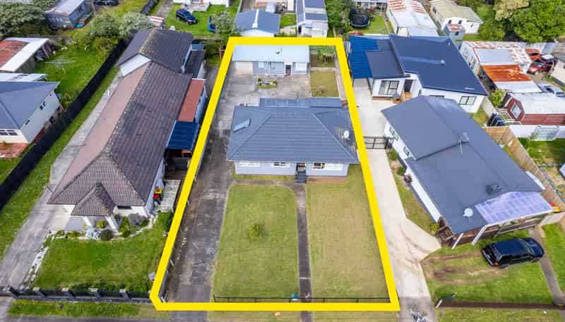 32 Piako Street, Otara