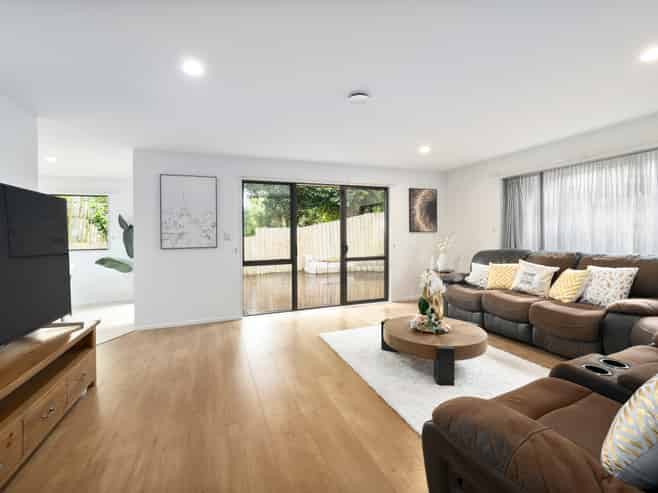 27A Chorley Avenue, Massey