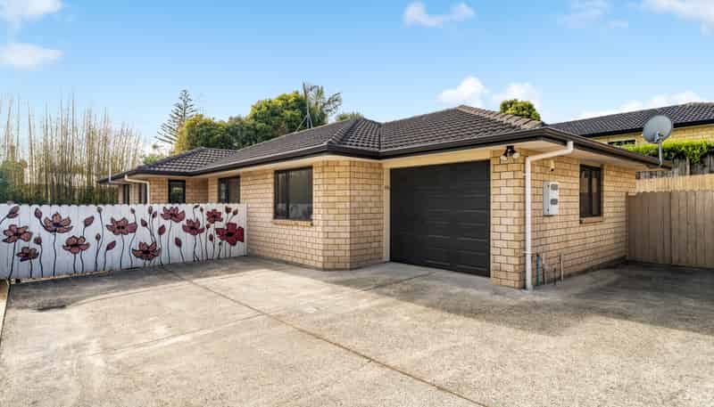 27A Chorley Avenue, Massey