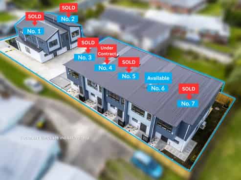 6/31 Tiroroa Avenue, Te Atatu South